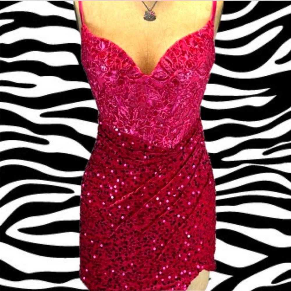 Elegant Pink Sequin Dress with floral details